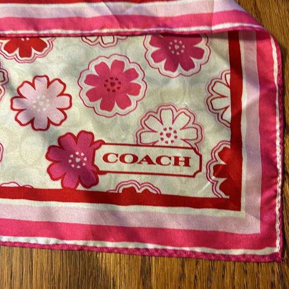 Coach 26” square scarf. Excellent condition. - Picture 5 of 6